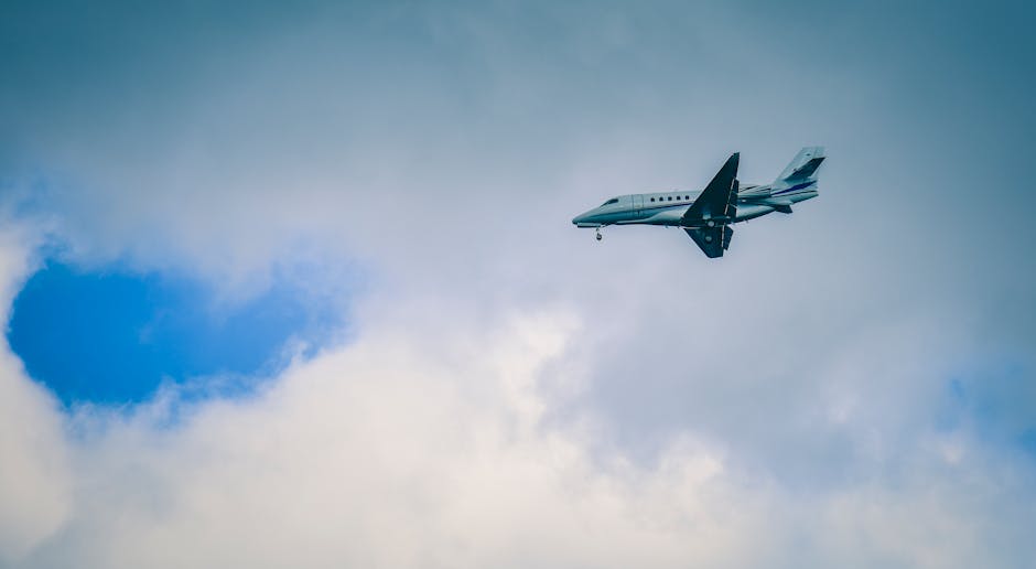 How to Avoid Jet Lag While Traveling Long Distance