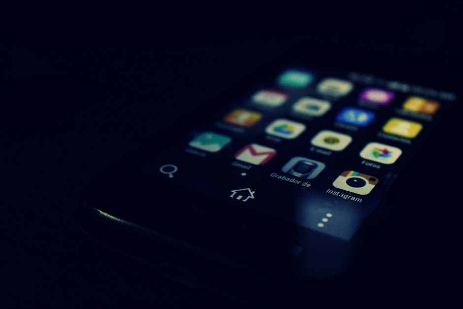 How to Travel Smart with Technology and Apps