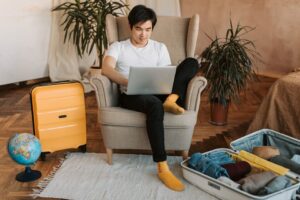 How to Plan Travel Using Booking and Skyscanner